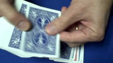 Make A Deck Bet – Mathematical Card Trick