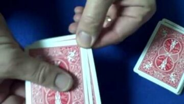 Smack That Card – Beginner Card Tricks  Revealed